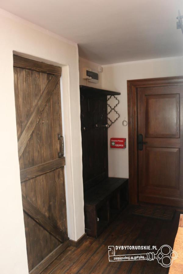 Gotyk Na Dotyk Z Tarasem Na Dachu Apartment Torun Luaran gambar